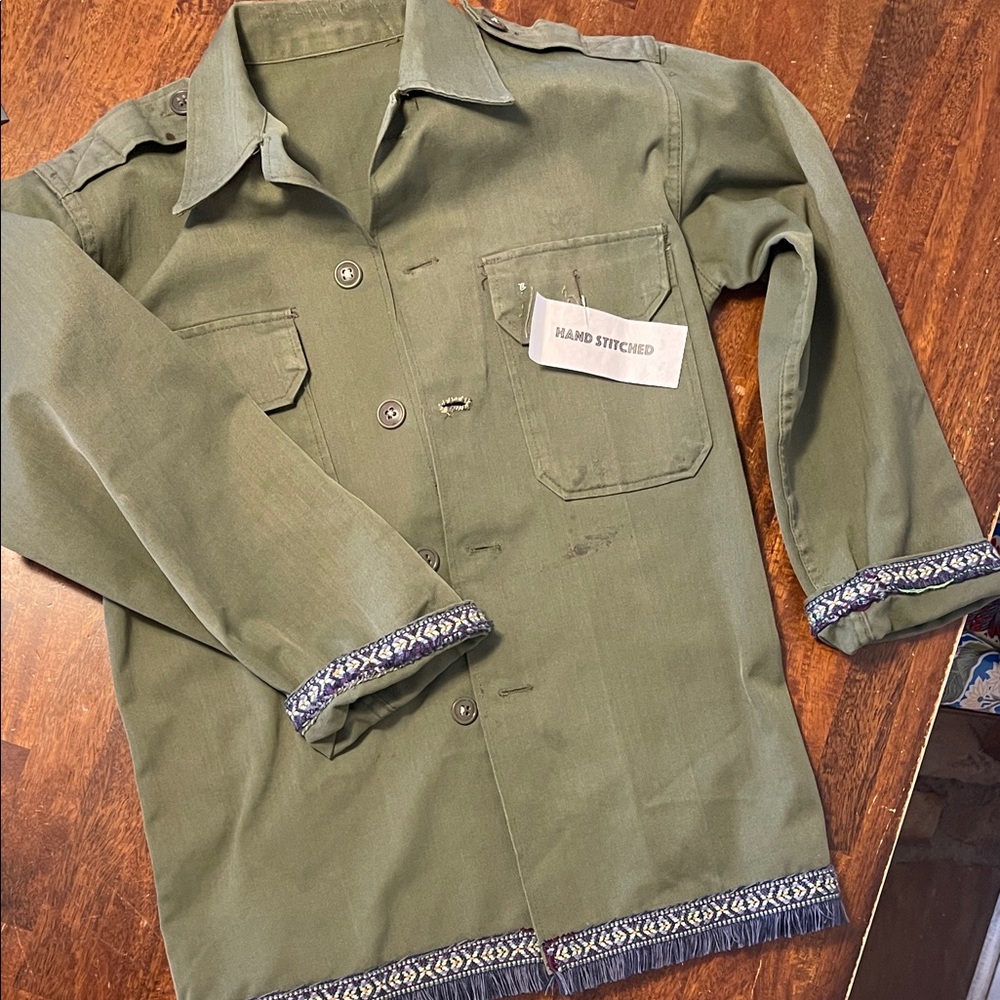 *handstitched* Olive Green Military Style Jacket with hand-embroidered trim - Picture 2 of 6